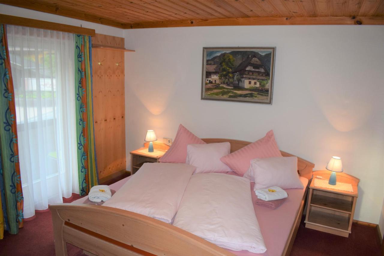 Landhaus Alpenrose - Feriendomizile Pichler Хайлигенблут Екстериор снимка